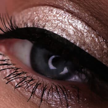 Тени для век жидкие сияющие RELOUIS PRO Sparkle Liquid Eyeshadow — изображение 3