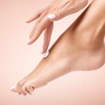 Foot moisturizing cream with D-panthenol - Image 3
